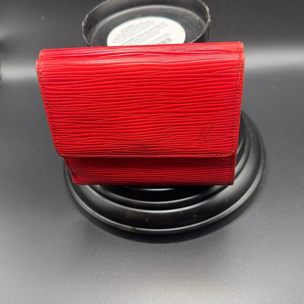 Louis Vuitton Scarlet Epi Leather Wallet